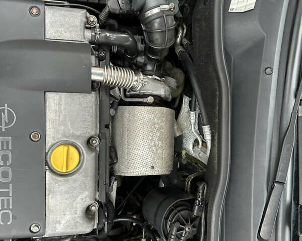 Черный Опель Астра, объемом двигателя 2 л и пробегом 337 тыс. км за 3850 $, фото 84 на Automoto.ua