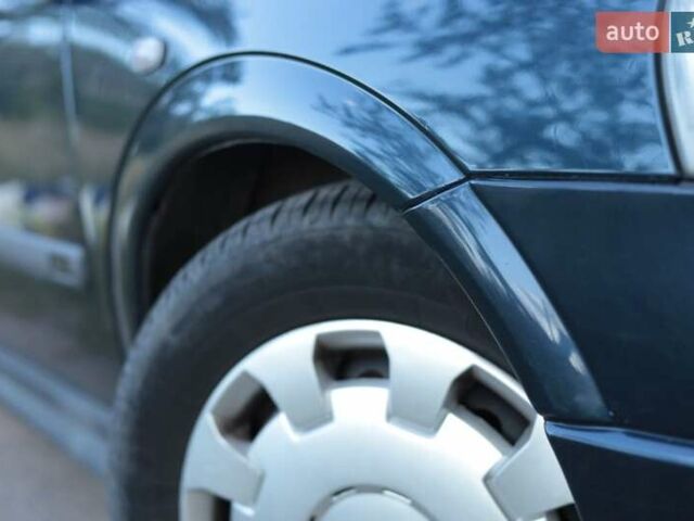Черный Опель Астра, объемом двигателя 1.7 л и пробегом 270 тыс. км за 3900 $, фото 13 на Automoto.ua