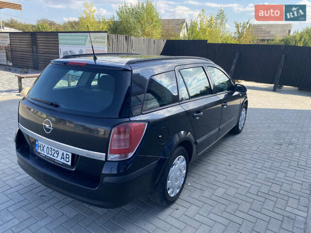 Опель Астра 2004 в Шепетовке на Automoto.ua Черный Опель Астра, объемом двигателя 1.6 л и пробегом 263 тыс. км за 4700 $, фото 4 на Automoto.ua