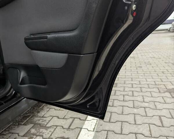 Черный Опель Астра, объемом двигателя 1.6 л и пробегом 280 тыс. км за 3850 $, фото 5 на Automoto.ua