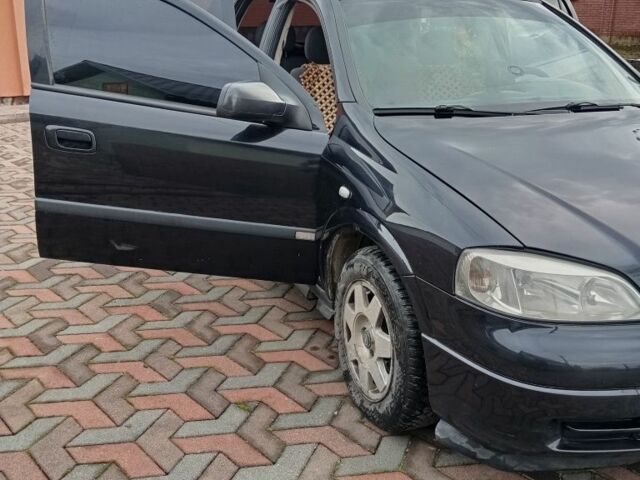 Чорний Опель Астра, об'ємом двигуна 1.6 л та пробігом 290 тис. км за 4000 $, фото 6 на Automoto.ua