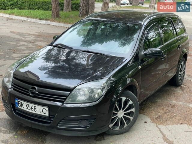 Черный Опель Астра, объемом двигателя 1.91 л и пробегом 225 тыс. км за 3700 $, фото 1 на Automoto.ua