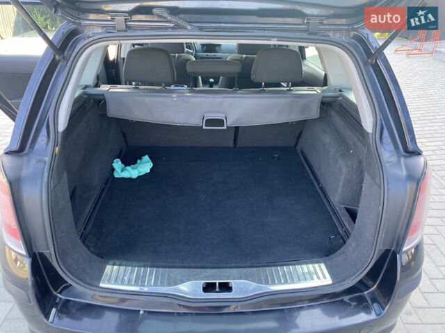 Опель Астра 2004 в Шепетовке на Automoto.ua Черный Опель Астра, объемом двигателя 1.6 л и пробегом 263 тыс. км за 4700 $, фото 13 на Automoto.ua