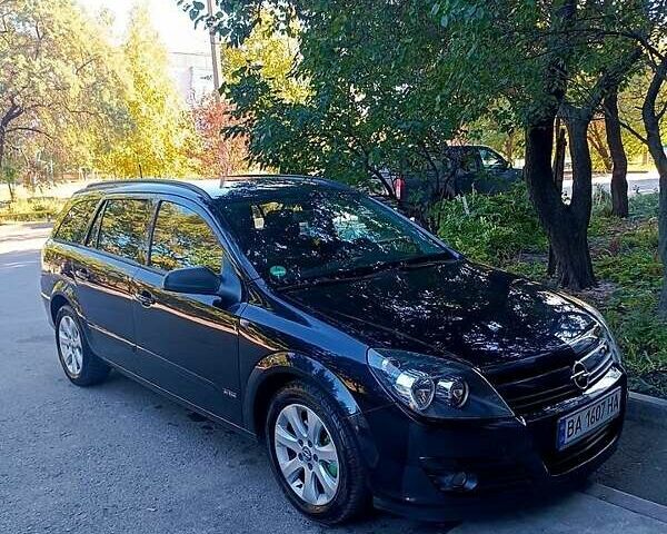 Чорний Опель Астра, об'ємом двигуна 1.6 л та пробігом 180 тис. км за 6000 $, фото 2 на Automoto.ua