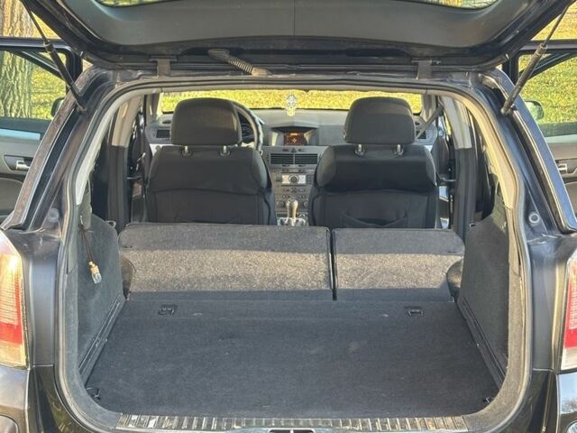 Опель Астра 2005 в Кременчуге на Automoto.ua Черный Опель Астра, объемом двигателя 0 л и пробегом 31 тыс. км за 2200 $, фото 7 на Automoto.ua