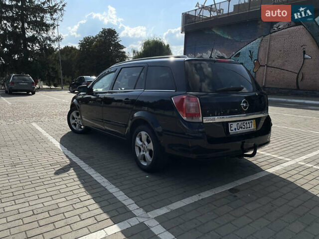 Чорний Опель Астра, об'ємом двигуна 1.6 л та пробігом 211 тис. км за 4450 $, фото 4 на Automoto.ua