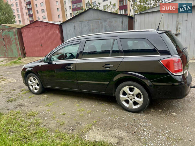 Черный Опель Астра, объемом двигателя 1.6 л и пробегом 211 тыс. км за 4700 $, фото 5 на Automoto.ua