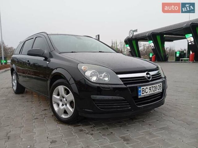 Черный Опель Астра, объемом двигателя 1.6 л и пробегом 293 тыс. км за 4200 $, фото 1 на Automoto.ua