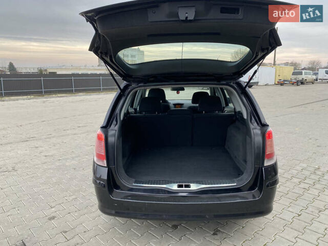 Черный Опель Астра, объемом двигателя 1.6 л и пробегом 231 тыс. км за 4800 $, фото 26 на Automoto.ua