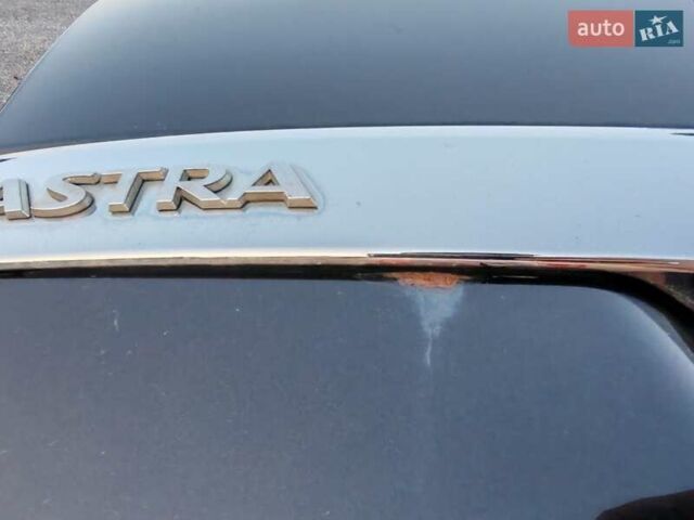 Черный Опель Астра, объемом двигателя 1.6 л и пробегом 245 тыс. км за 4500 $, фото 30 на Automoto.ua