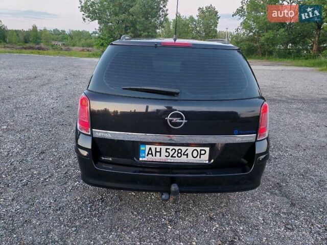 Черный Опель Астра, объемом двигателя 1.6 л и пробегом 245 тыс. км за 4500 $, фото 18 на Automoto.ua