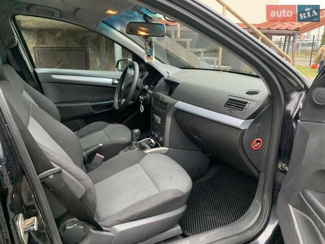 Чорний Опель Астра, об'ємом двигуна 1.25 л та пробігом 317 тис. км за 3500 $, фото 4 на Automoto.ua