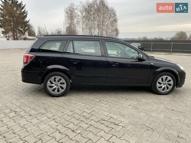 Черный Опель Астра, объемом двигателя 1.6 л и пробегом 231 тыс. км за 4800 $, фото 10 на Automoto.ua