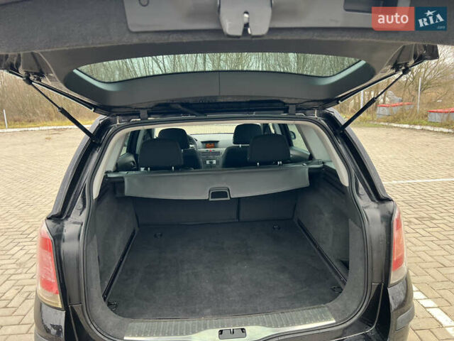 Чорний Опель Астра, об'ємом двигуна 1.6 л та пробігом 246 тис. км за 4999 $, фото 19 на Automoto.ua