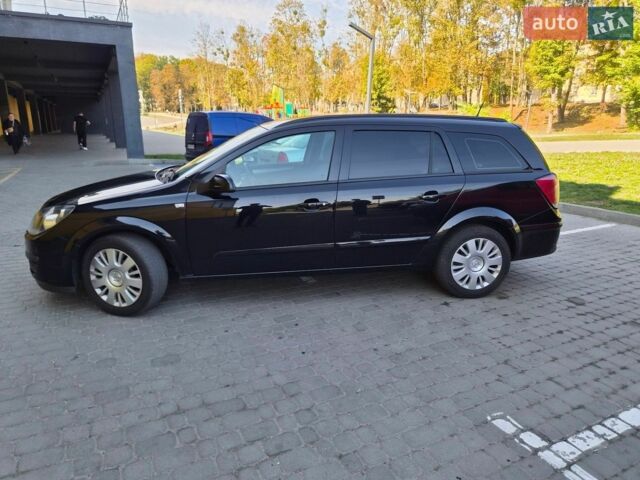 Черный Опель Астра, объемом двигателя 1.4 л и пробегом 214 тыс. км за 4400 $, фото 6 на Automoto.ua