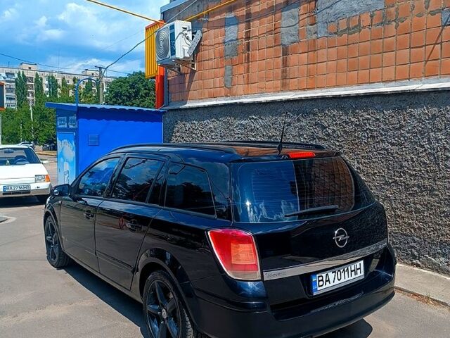 Чорний Опель Астра, об'ємом двигуна 1.6 л та пробігом 180 тис. км за 6000 $, фото 4 на Automoto.ua