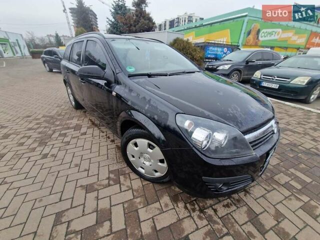 Черный Опель Астра, объемом двигателя 1.6 л и пробегом 229 тыс. км за 5400 $, фото 22 на Automoto.ua