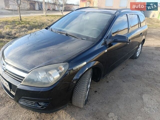 Черный Опель Астра, объемом двигателя 1.6 л и пробегом 300 тыс. км за 3300 $, фото 5 на Automoto.ua