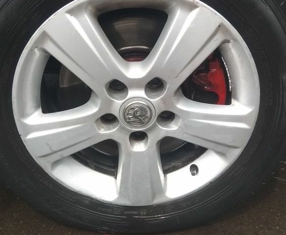 Черный Опель Астра, объемом двигателя 1.9 л и пробегом 320 тыс. км за 4999 $, фото 13 на Automoto.ua