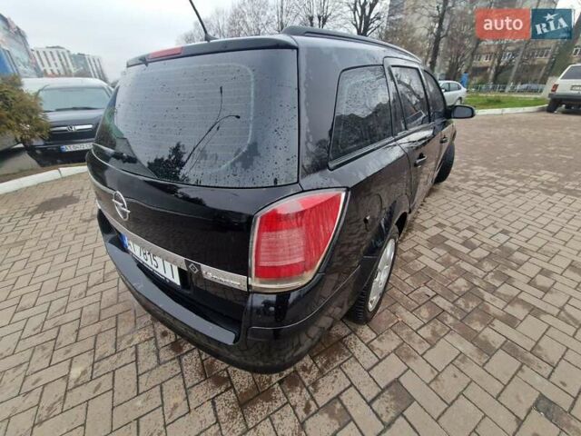Черный Опель Астра, объемом двигателя 1.6 л и пробегом 229 тыс. км за 5400 $, фото 15 на Automoto.ua