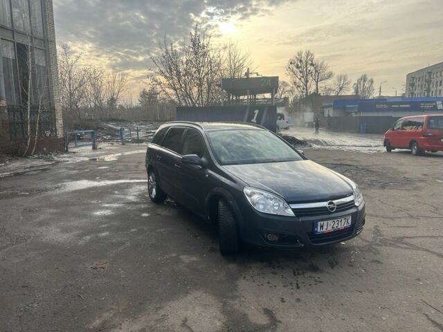 Черный Опель Астра, объемом двигателя 0 л и пробегом 100 тыс. км за 2300 $, фото 1 на Automoto.ua