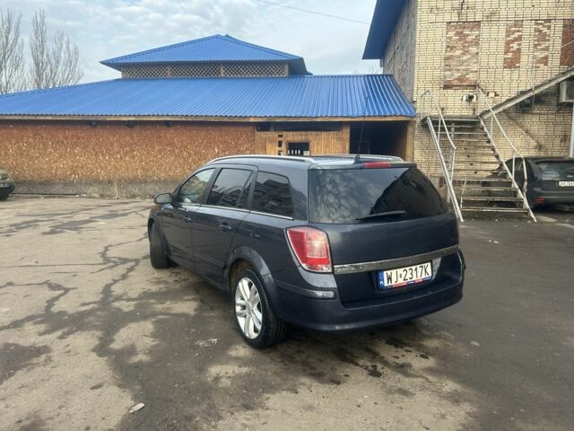 Черный Опель Астра, объемом двигателя 0 л и пробегом 100 тыс. км за 2300 $, фото 3 на Automoto.ua