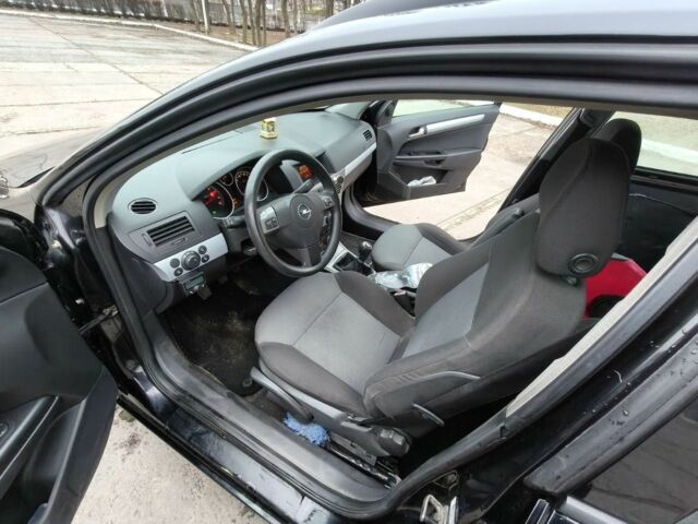 Чорний Опель Астра, об'ємом двигуна 1.8 л та пробігом 182 тис. км за 4500 $, фото 14 на Automoto.ua