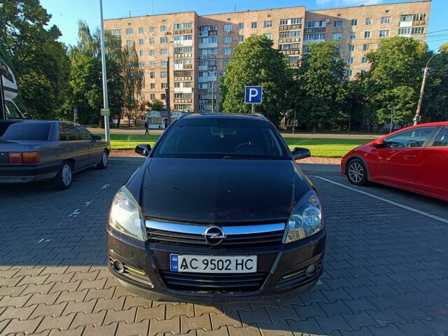 Черный Опель Астра, объемом двигателя 1.9 л и пробегом 370 тыс. км за 4650 $, фото 2 на Automoto.ua