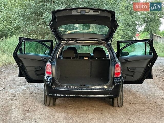 Черный Опель Астра, объемом двигателя 1.6 л и пробегом 230 тыс. км за 5350 $, фото 9 на Automoto.ua