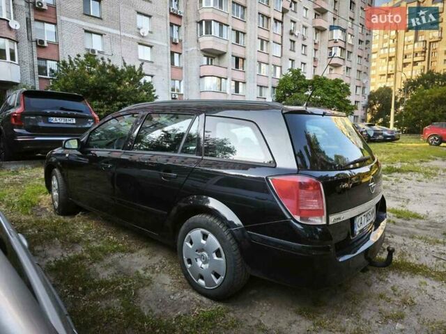 Черный Опель Астра, объемом двигателя 1.8 л и пробегом 180 тыс. км за 4800 $, фото 3 на Automoto.ua