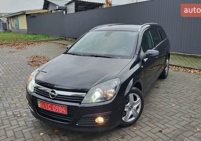 Черный Опель Астра, объемом двигателя 1.8 л и пробегом 165 тыс. км за 5650 $, фото 2 на Automoto.ua