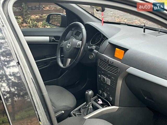 Чорний Опель Астра, об'ємом двигуна 1.6 л та пробігом 340 тис. км за 5140 $, фото 16 на Automoto.ua