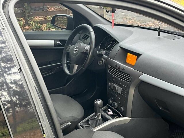 Чорний Опель Астра, об'ємом двигуна 1.6 л та пробігом 340 тис. км за 5190 $, фото 16 на Automoto.ua