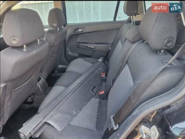 Черный Опель Астра, объемом двигателя 1.8 л и пробегом 223 тыс. км за 6500 $, фото 6 на Automoto.ua