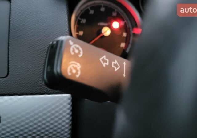 Черный Опель Астра, объемом двигателя 1.8 л и пробегом 165 тыс. км за 5650 $, фото 36 на Automoto.ua