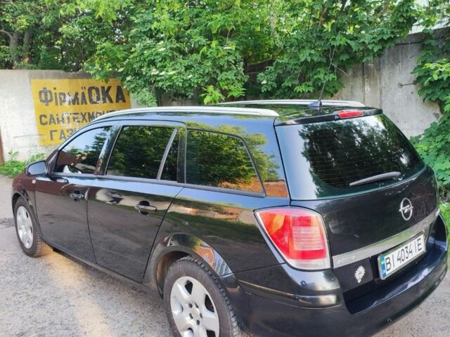 Черный Опель Астра, объемом двигателя 1.9 л и пробегом 216 тыс. км за 4700 $, фото 2 на Automoto.ua
