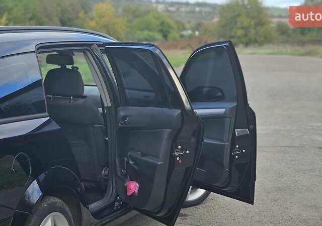 Черный Опель Астра, объемом двигателя 1.8 л и пробегом 260 тыс. км за 5200 $, фото 7 на Automoto.ua