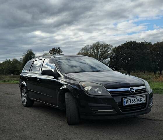 Черный Опель Астра, объемом двигателя 1.8 л и пробегом 260 тыс. км за 5200 $, фото 6 на Automoto.ua
