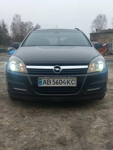 Черный Опель Астра, объемом двигателя 1.8 л и пробегом 260 тыс. км за 5200 $, фото 16 на Automoto.ua