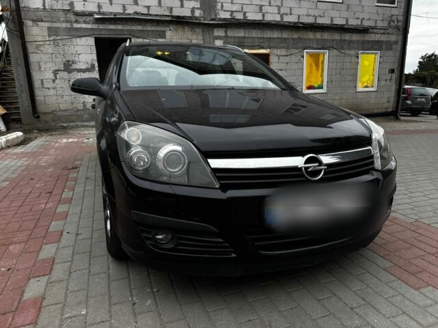 Черный Опель Астра, объемом двигателя 1.9 л и пробегом 311 тыс. км за 2930 $, фото 1 на Automoto.ua