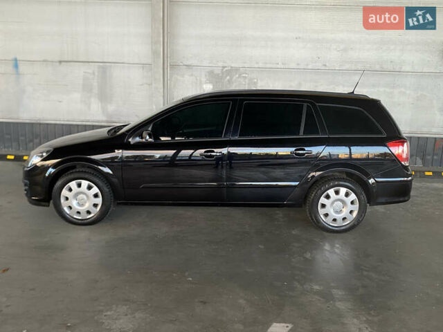 Черный Опель Астра, объемом двигателя 1.6 л и пробегом 207 тыс. км за 4999 $, фото 8 на Automoto.ua