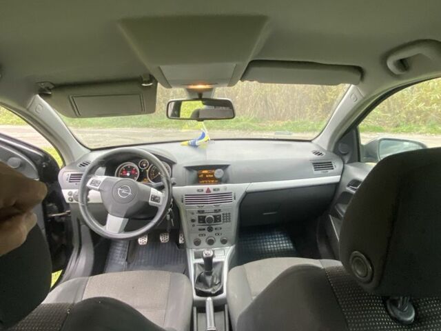 Чорний Опель Астра, об'ємом двигуна 1.9 л та пробігом 311 тис. км за 3499 $, фото 7 на Automoto.ua