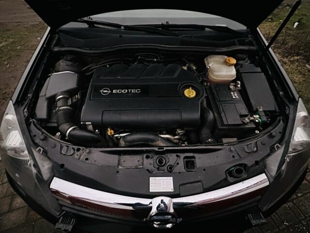 Чорний Опель Астра, об'ємом двигуна 1.9 л та пробігом 220 тис. км за 2950 $, фото 17 на Automoto.ua