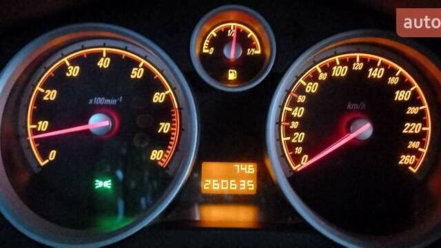 Черный Опель Астра, объемом двигателя 1.8 л и пробегом 260 тыс. км за 5200 $, фото 34 на Automoto.ua