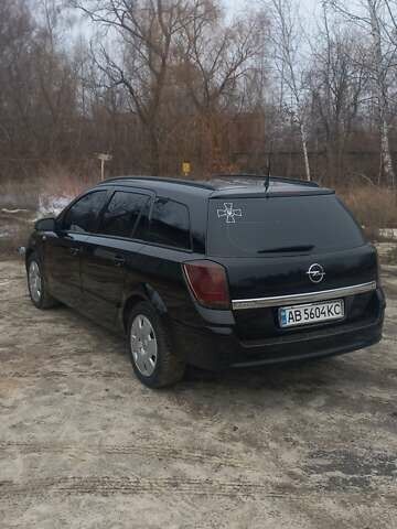 Черный Опель Астра, объемом двигателя 1.8 л и пробегом 260 тыс. км за 5200 $, фото 23 на Automoto.ua