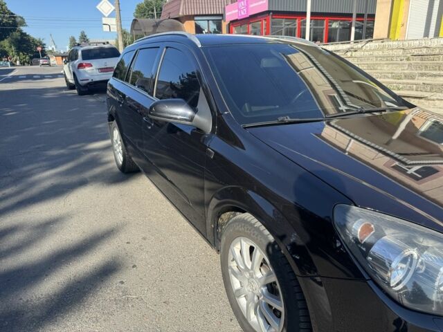 Опель Астра 2006 в Дубровице на Automoto.ua Черный Опель Астра, объемом двигателя 1.7 л и пробегом 283 тыс. км за 4500 $, фото 1 на Automoto.ua