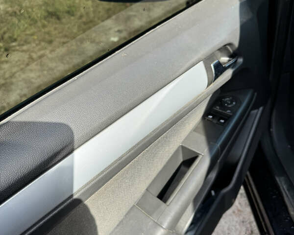 Черный Опель Астра, объемом двигателя 1.6 л и пробегом 248 тыс. км за 5200 $, фото 4 на Automoto.ua