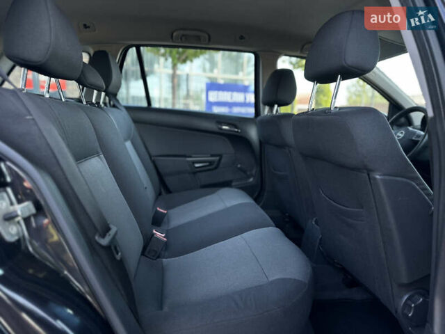 Черный Опель Астра, объемом двигателя 1.6 л и пробегом 241 тыс. км за 5700 $, фото 41 на Automoto.ua