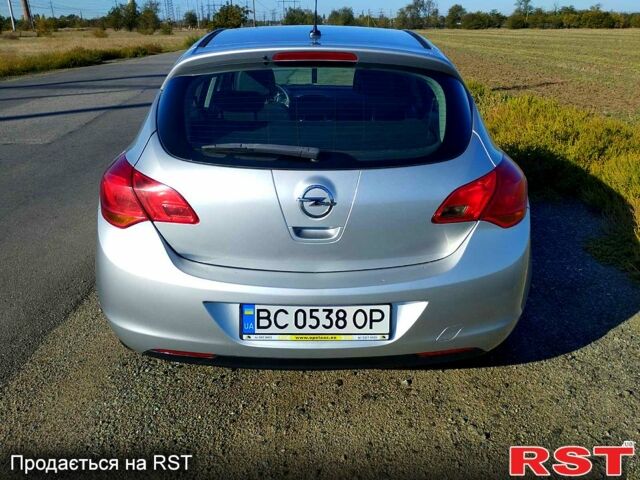 Чорний Опель Астра, об'ємом двигуна 1.9 л та пробігом 540 тис. км за 5000 $, фото 2 на Automoto.ua