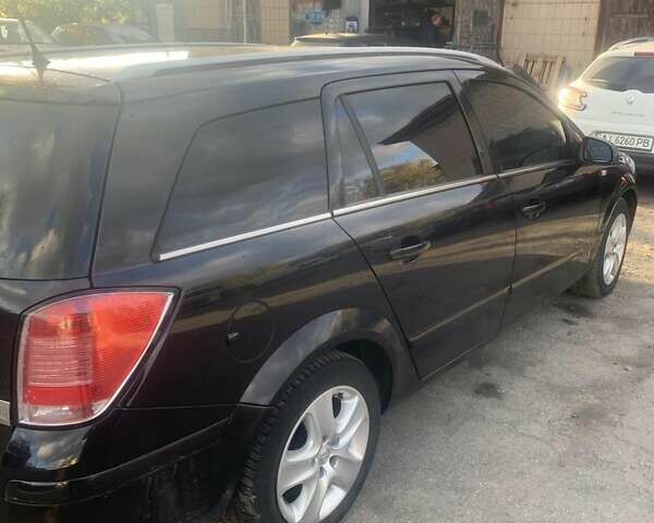 Чорний Опель Астра, об'ємом двигуна 1.9 л та пробігом 266 тис. км за 5000 $, фото 4 на Automoto.ua